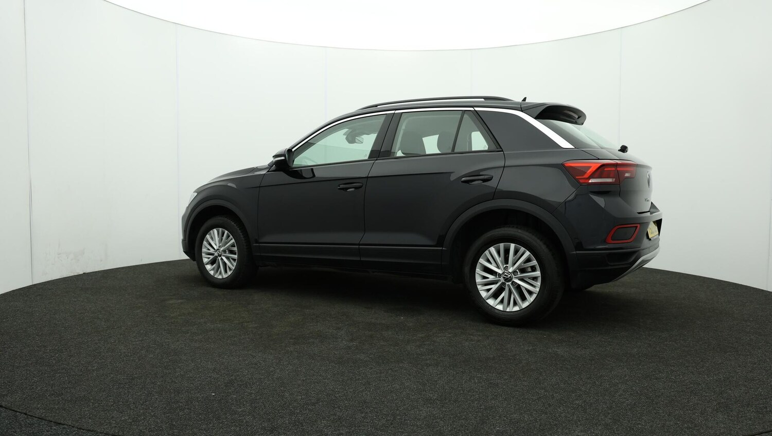 Used Volkswagen T-Roc 2023 for sale - 76083666: Photo 77