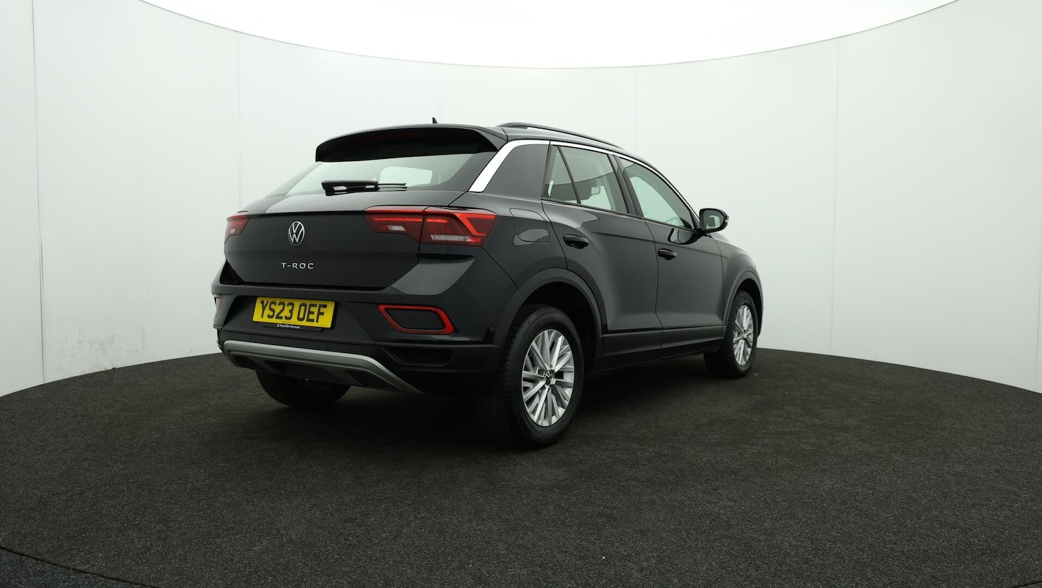 Used Volkswagen T-Roc 2023 for sale - 76083666: Photo 86