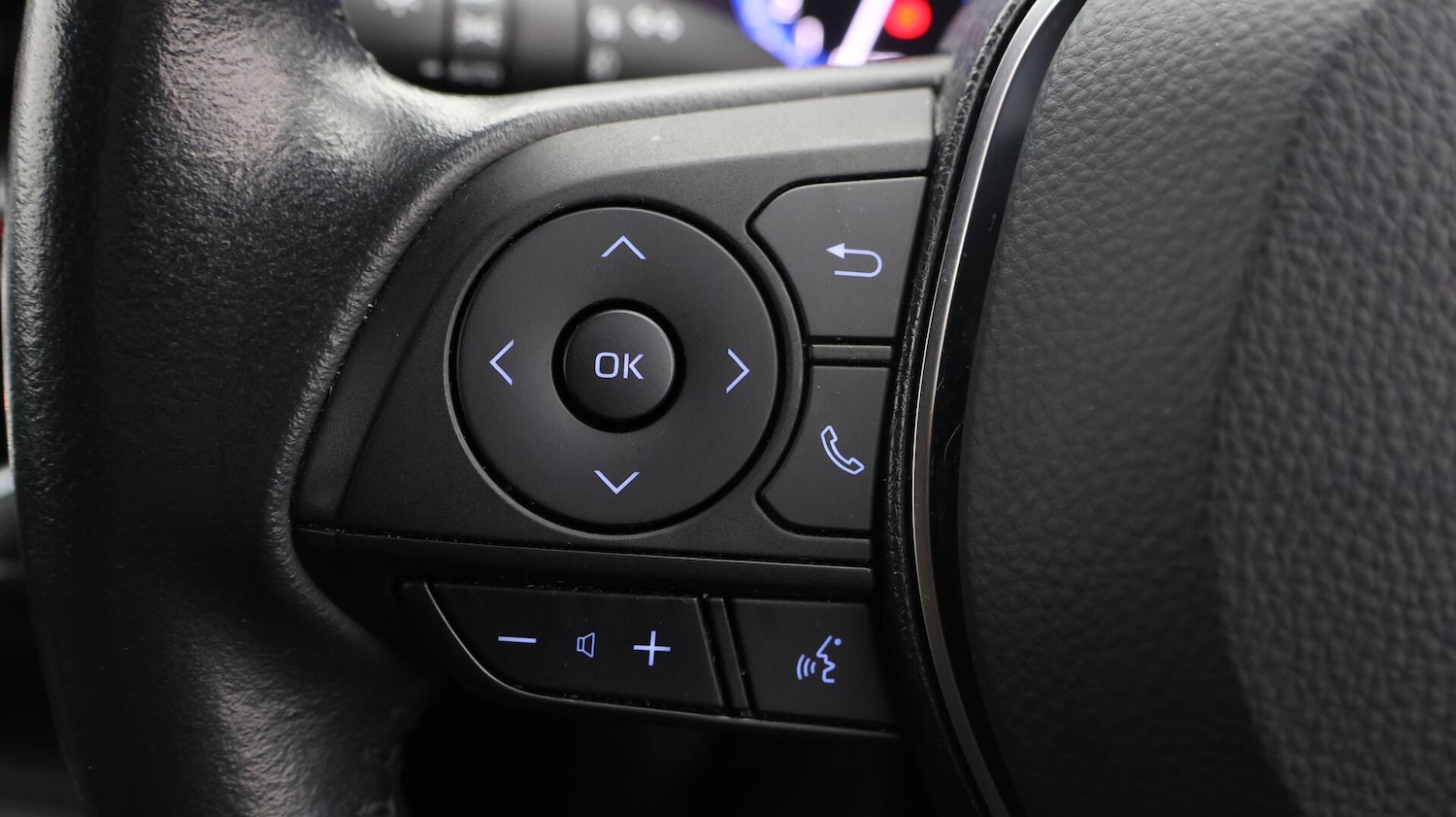 Used Toyota Corolla 2021 for sale - 76759576: Photo 24