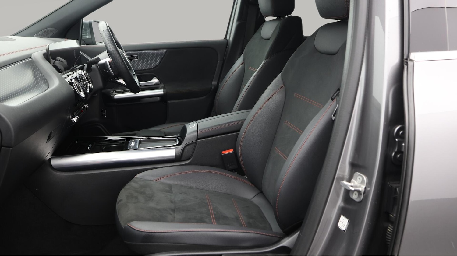 Used Mercedes-Benz EQA 2024 for sale - 76499326: Photo 15