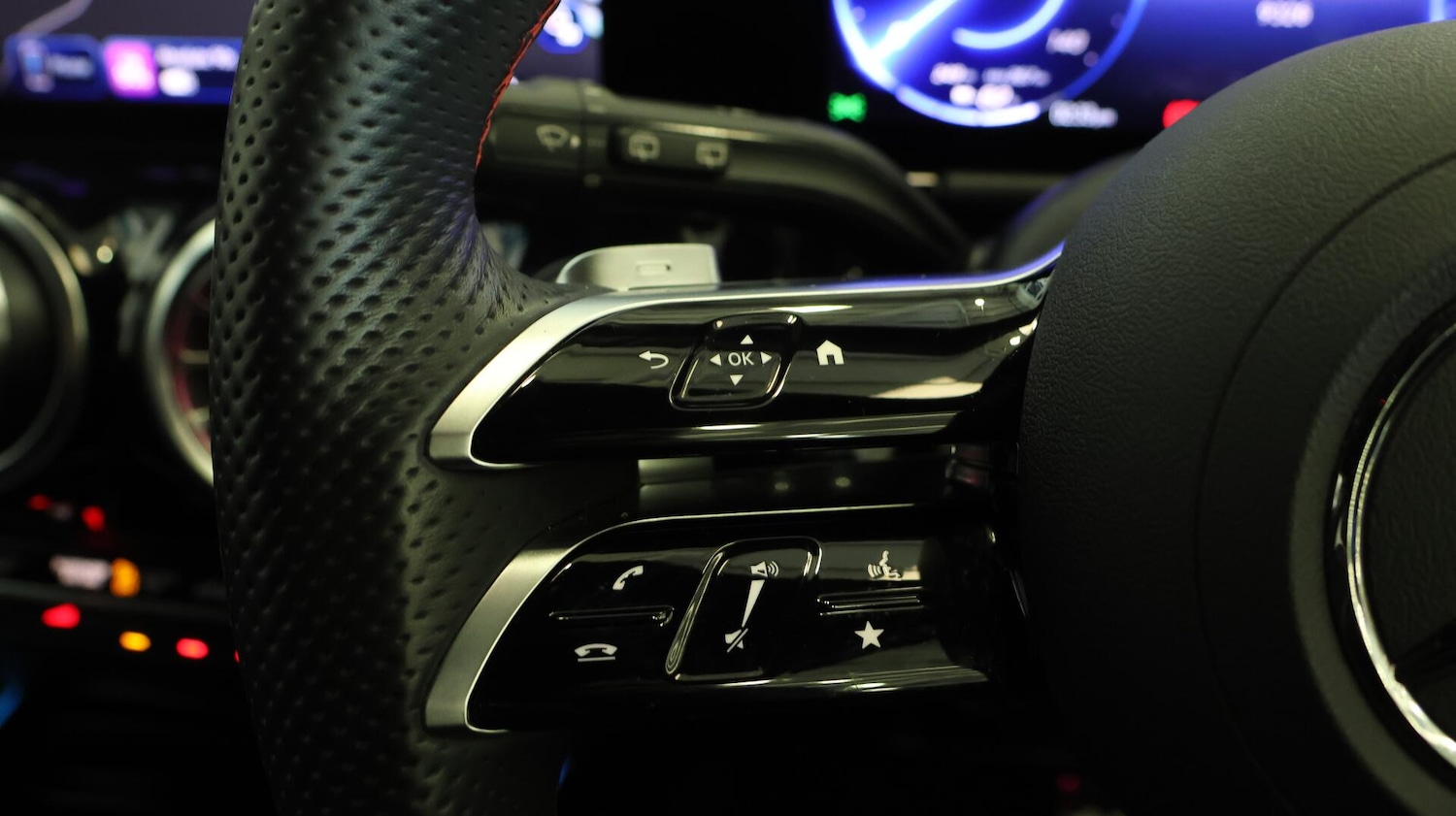 Used Mercedes-Benz EQA 2024 for sale - 76499326: Photo 24