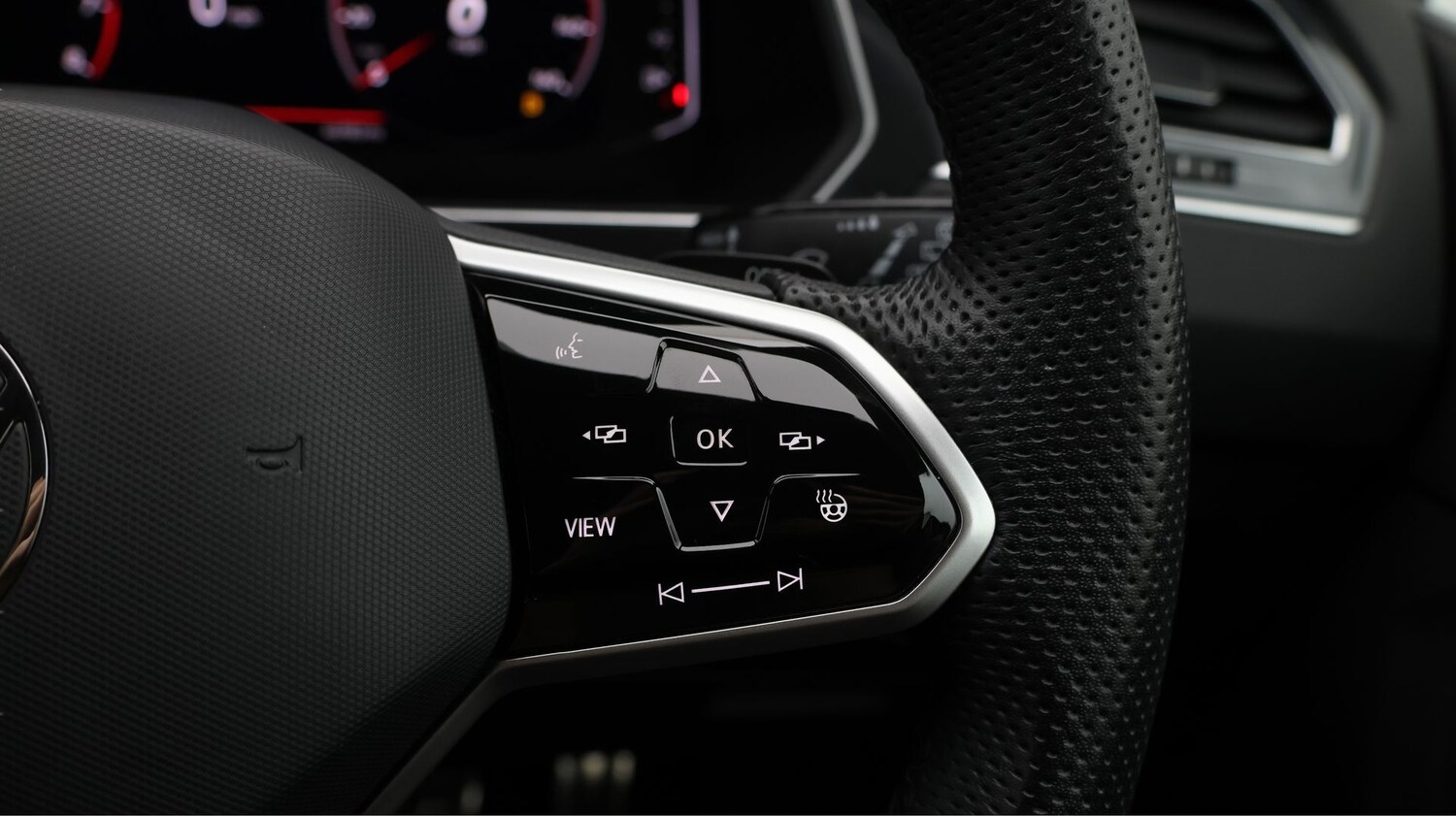 Used Volkswagen Tiguan 2021 for sale - 77367085: Photo 24