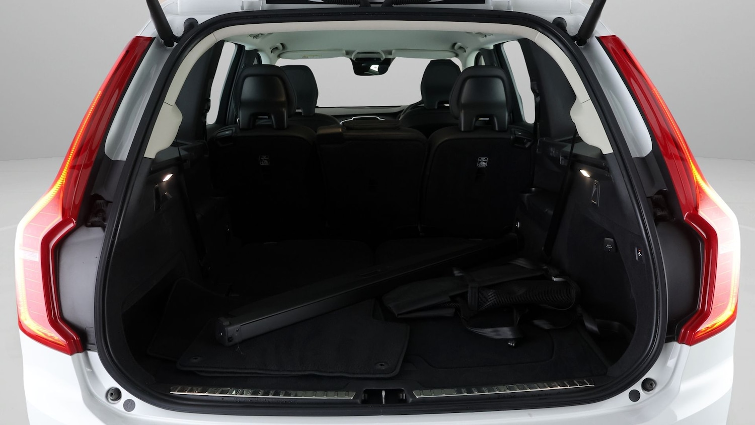 Used Volvo XC90 2022 for sale - 77654405: Photo 16