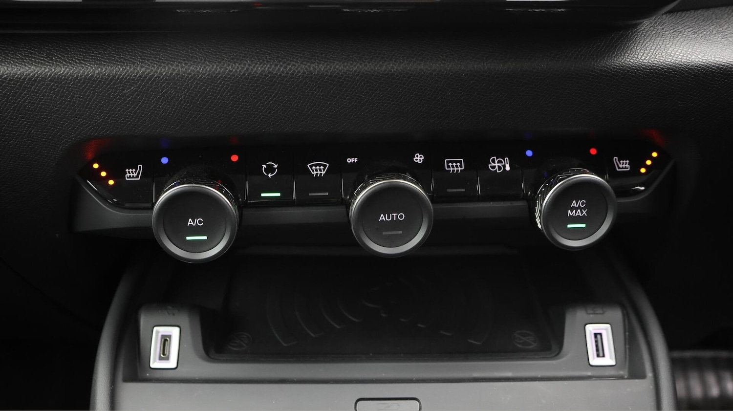 Used Citroen C4 2022 for sale - 76498666: Photo 13