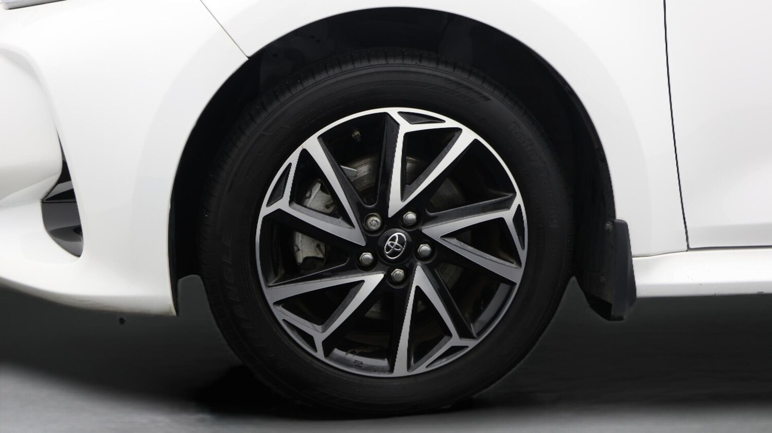 Used Toyota Yaris 2021 for sale - 75991127: Photo 19