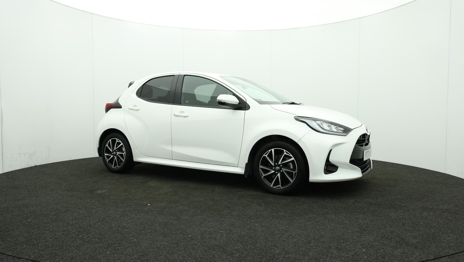 Used Toyota Yaris 2021 for sale - 75991127: Photo 47