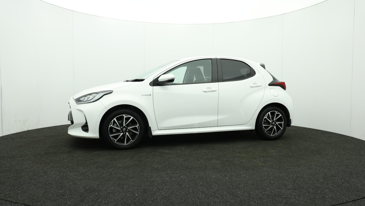 Used Toyota Yaris 2021 for sale - 75991127: Photo 68