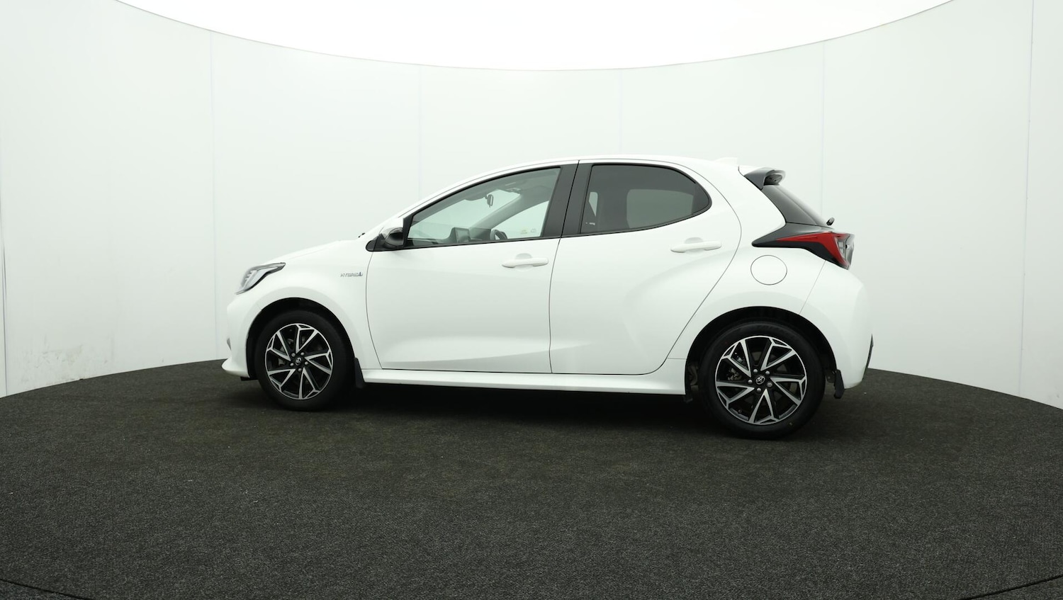 Used Toyota Yaris 2021 for sale - 75991127: Photo 73