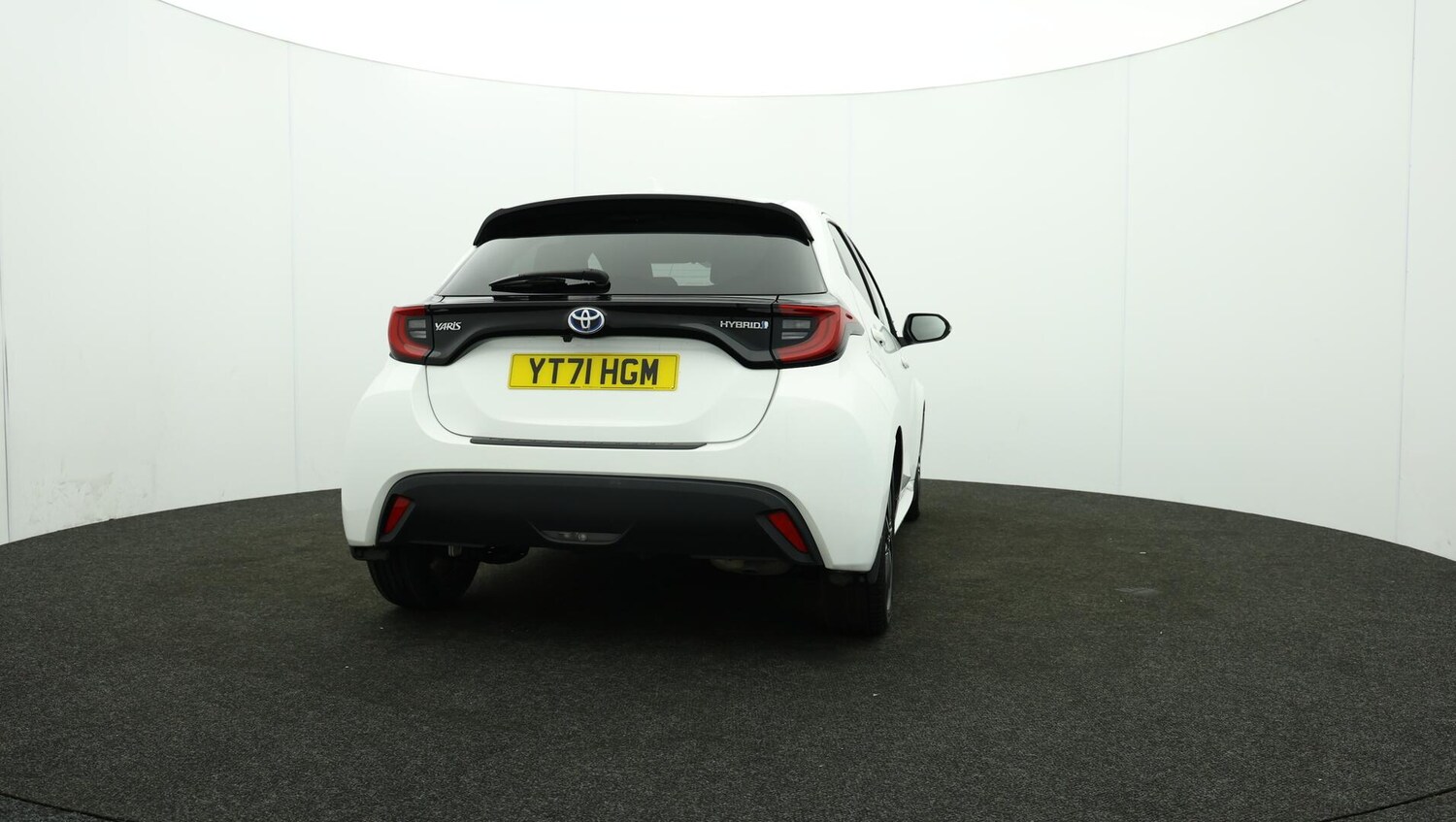 Used Toyota Yaris 2021 for sale - 75991127: Photo 78