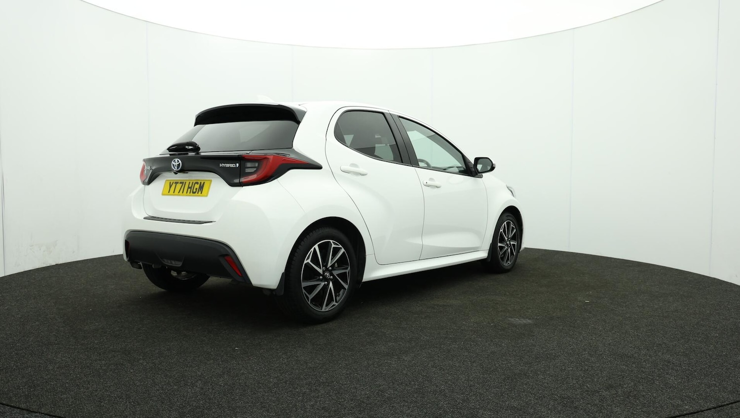 Used Toyota Yaris 2021 for sale - 75991127: Photo 85