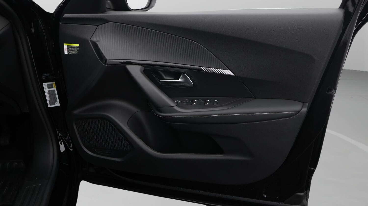 Used Peugeot 2008 2024 for sale - 76001306: Photo 16