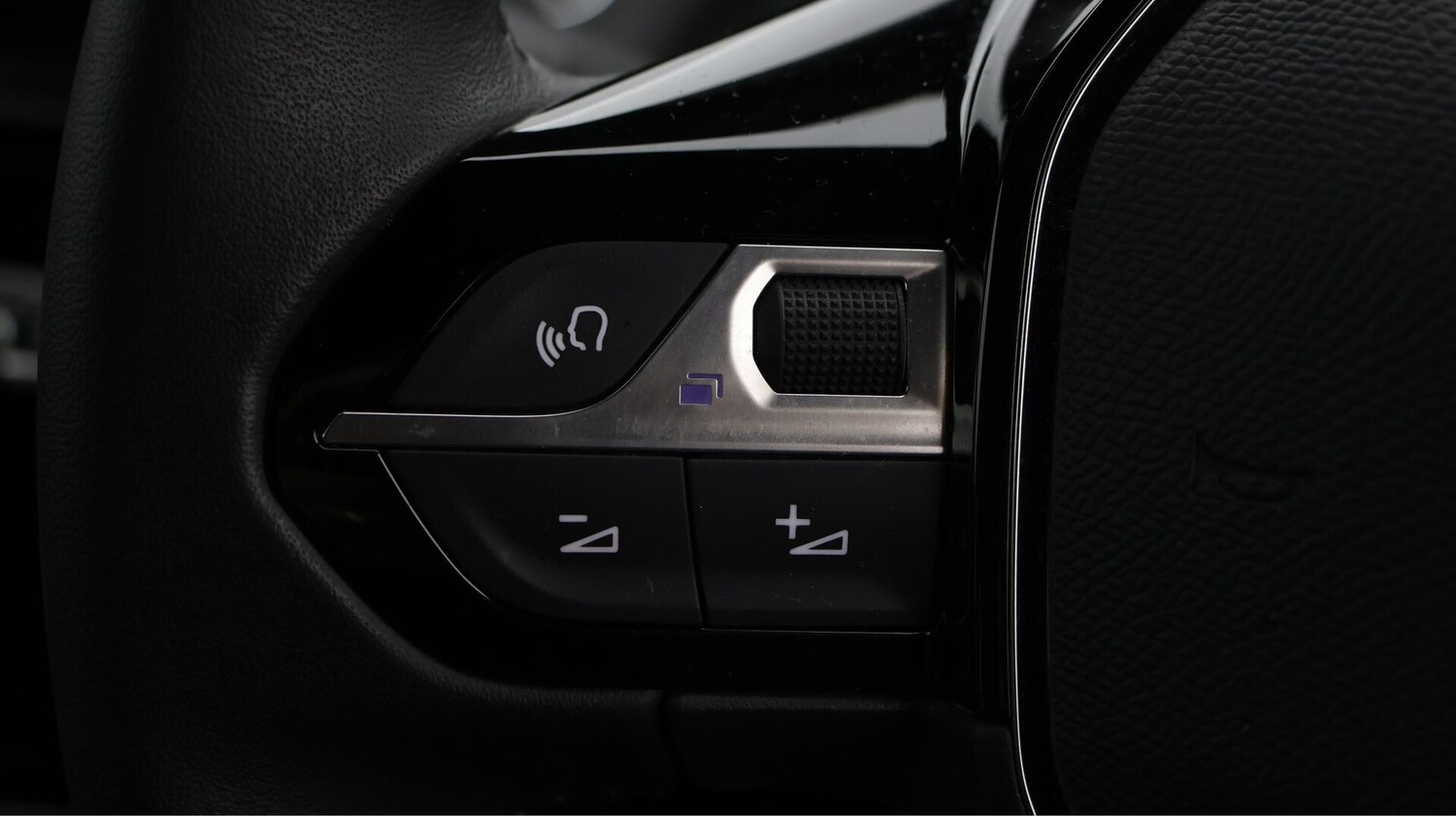 Used Peugeot 2008 2024 for sale - 76001306: Photo 23