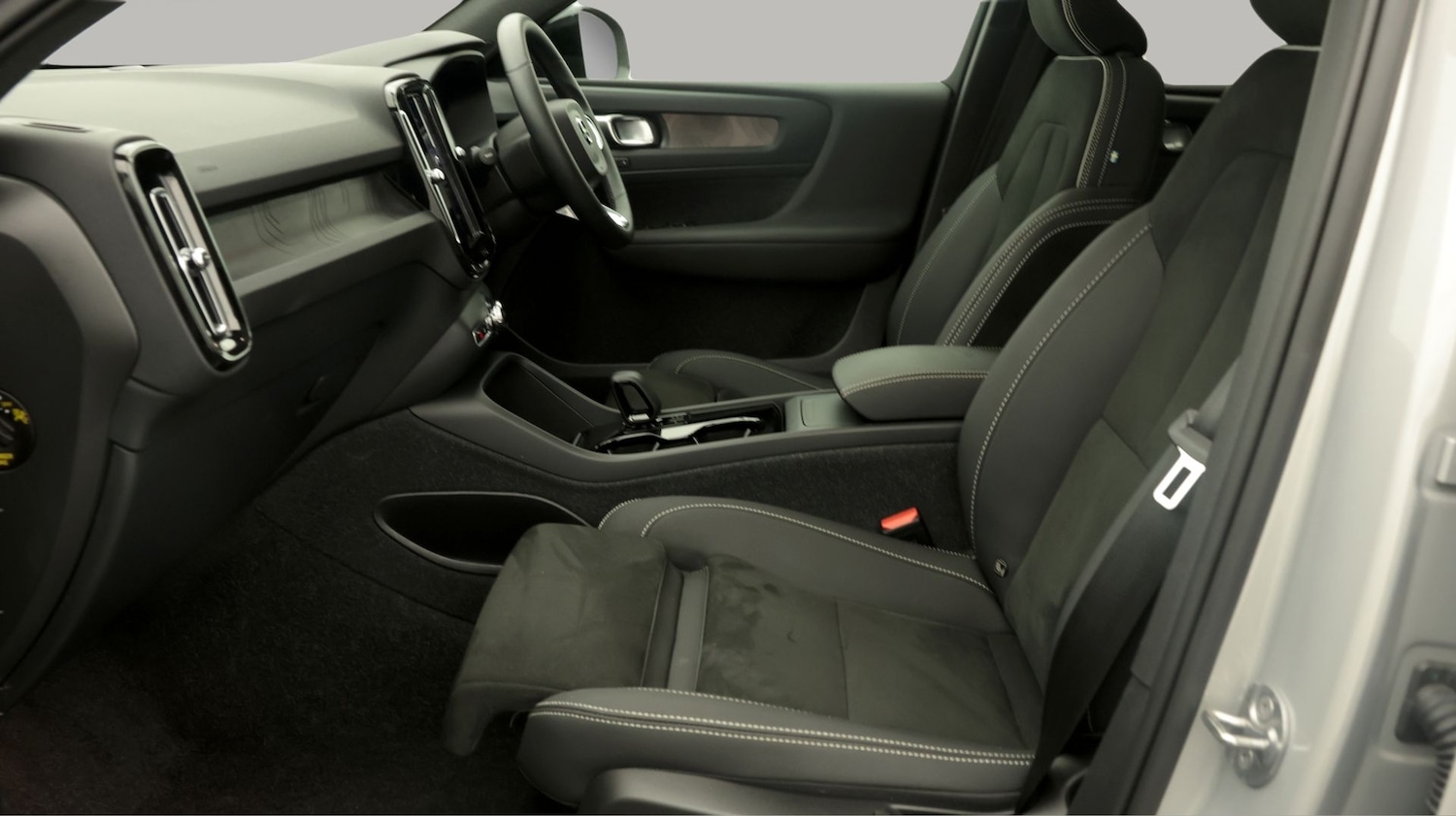 Used Volvo C40 2023 for sale - 77750400: Photo 14