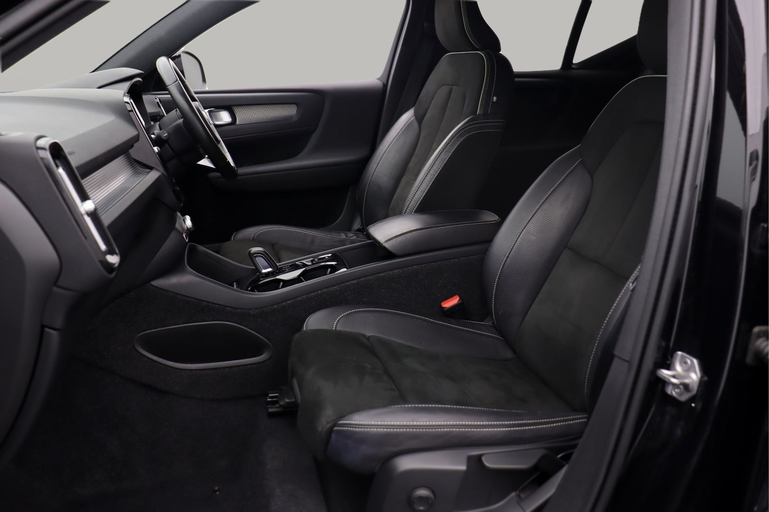 Used Volvo XC40 2020 for sale - 77365053: Photo 14