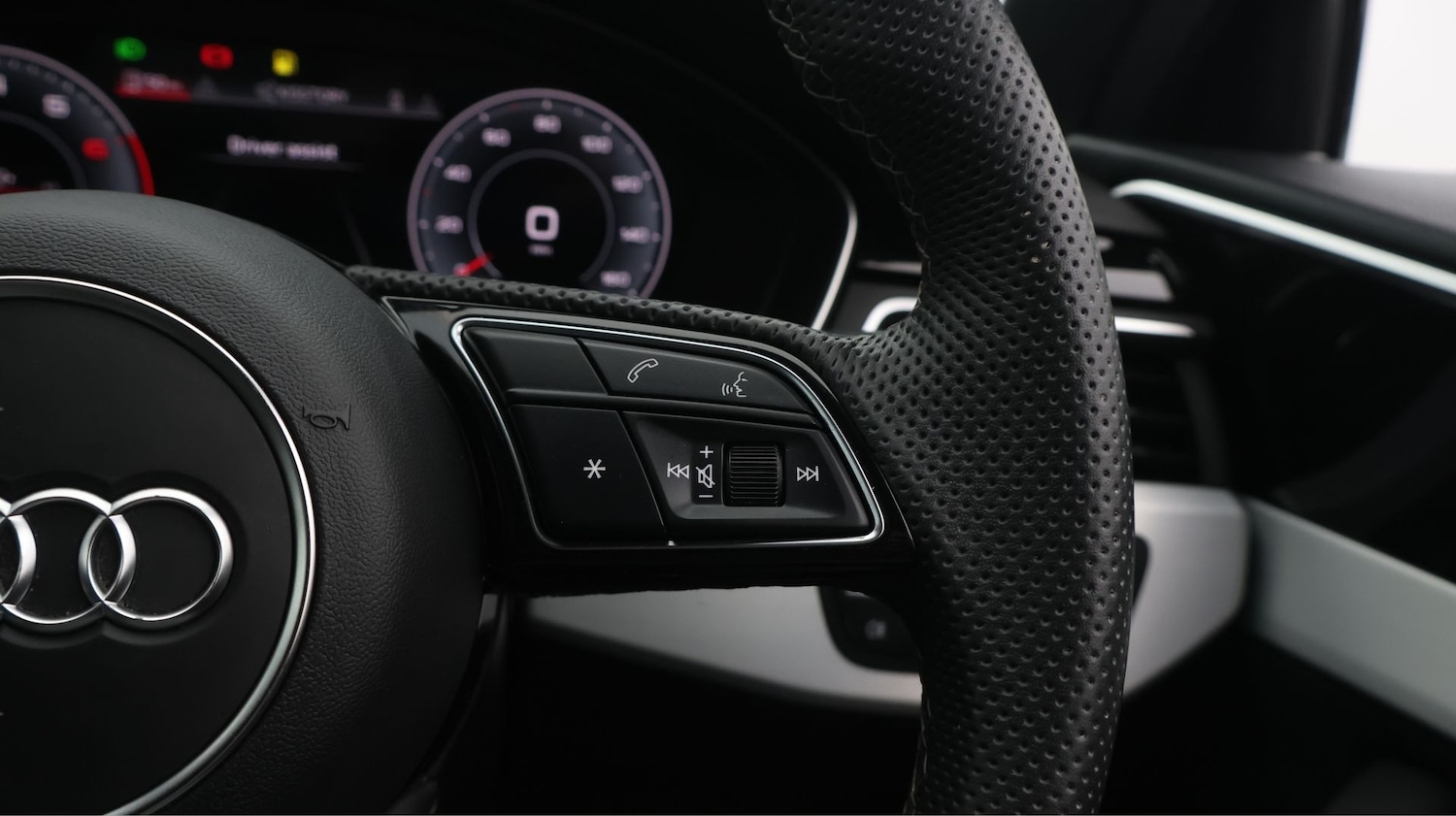 Used Audi A4 2023 for sale - 77434998: Photo 25