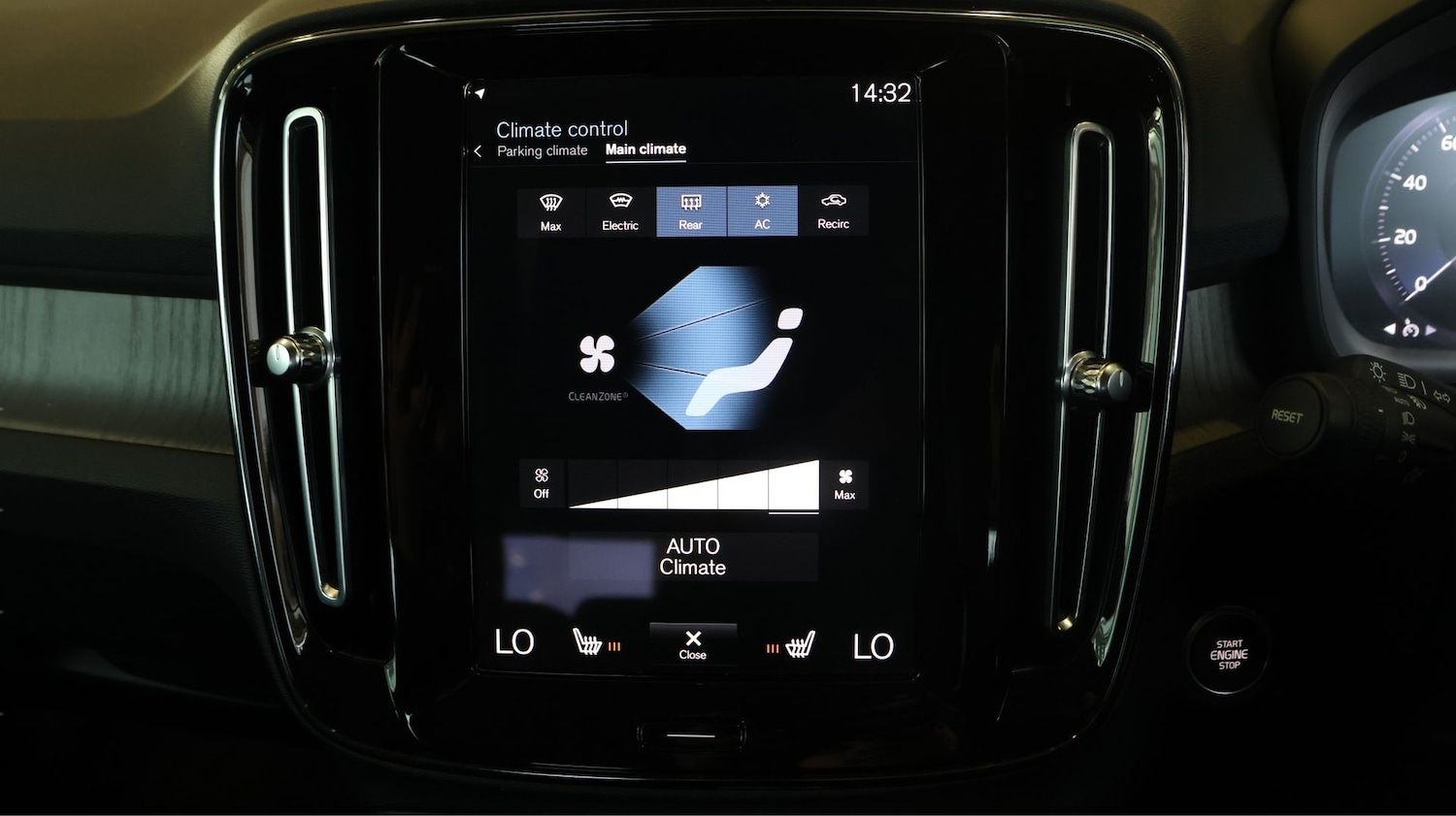 Used Volvo XC40 2021 for sale - 77797988: Photo 12