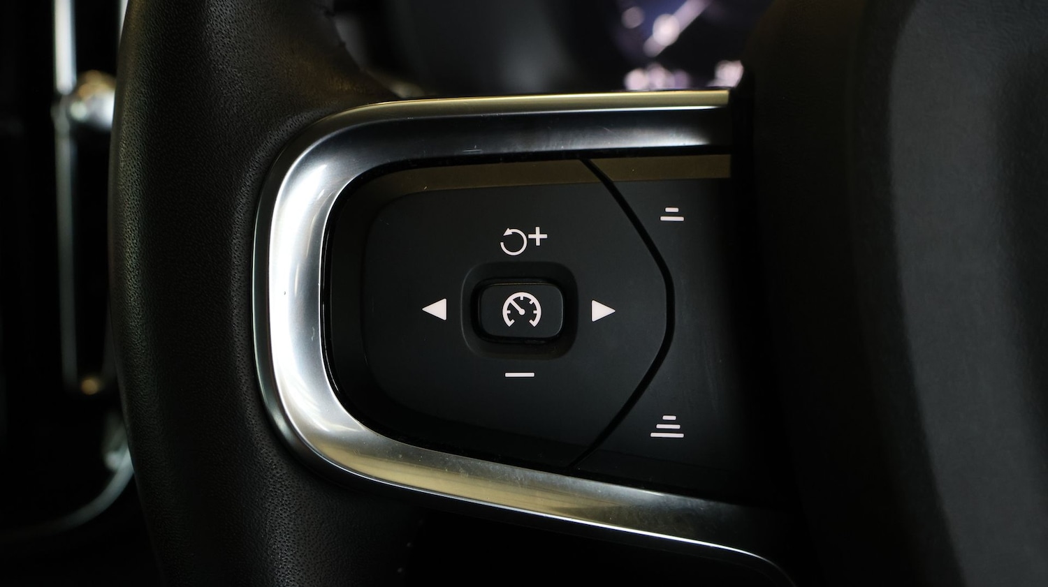 Used Volvo XC40 2021 for sale - 77797988: Photo 22