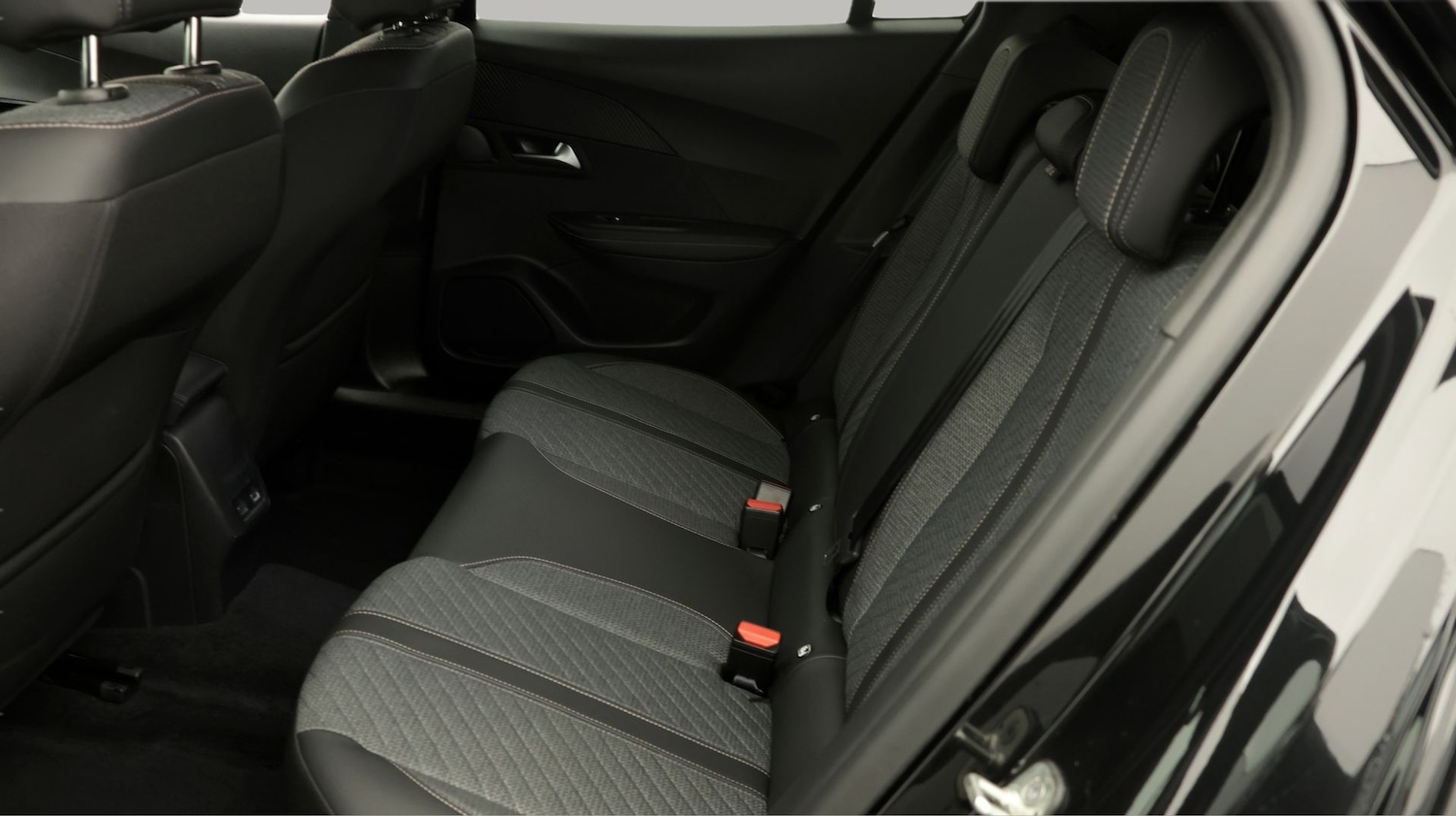 Used Peugeot 2008 2023 for sale - 77721627: Photo 16