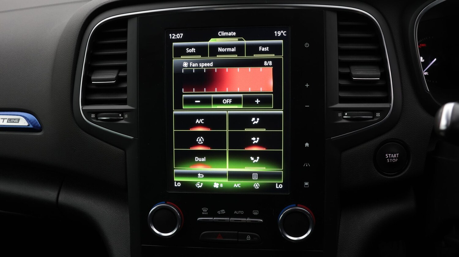 Used Renault Megane 2019 for sale - 78186259: Photo 12