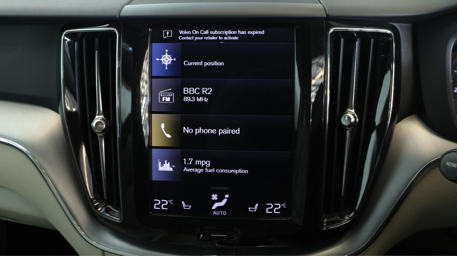 Used Volvo XC60 2018 for sale - 76457139: Photo 12