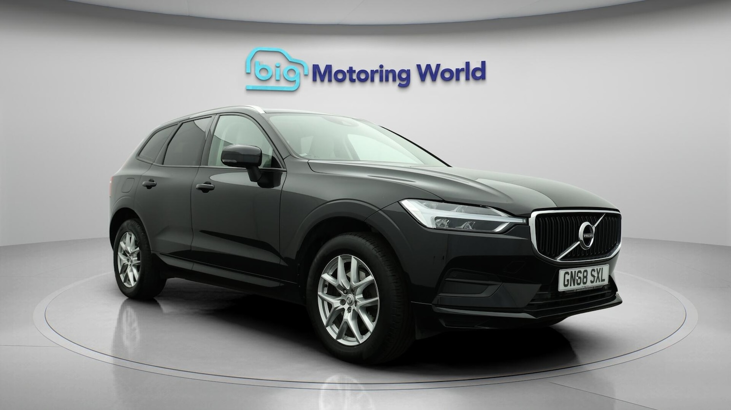 Used Volvo XC60 2018 for sale - 76457139: Photo 2