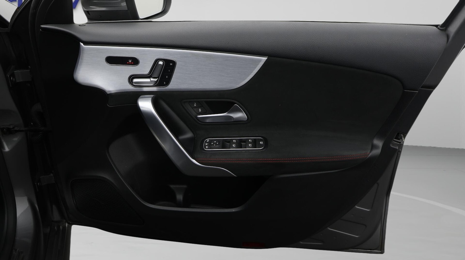 Used Mercedes-Benz A-Class 2018 for sale - 76409323: Photo 16