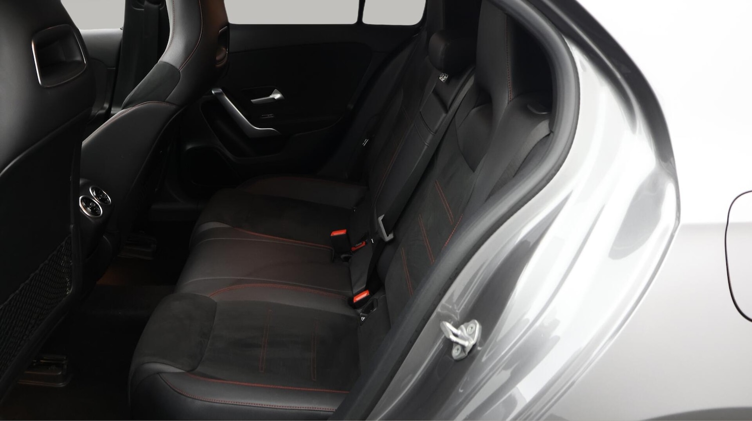 Used Mercedes-Benz A-Class 2018 for sale - 76409323: Photo 17