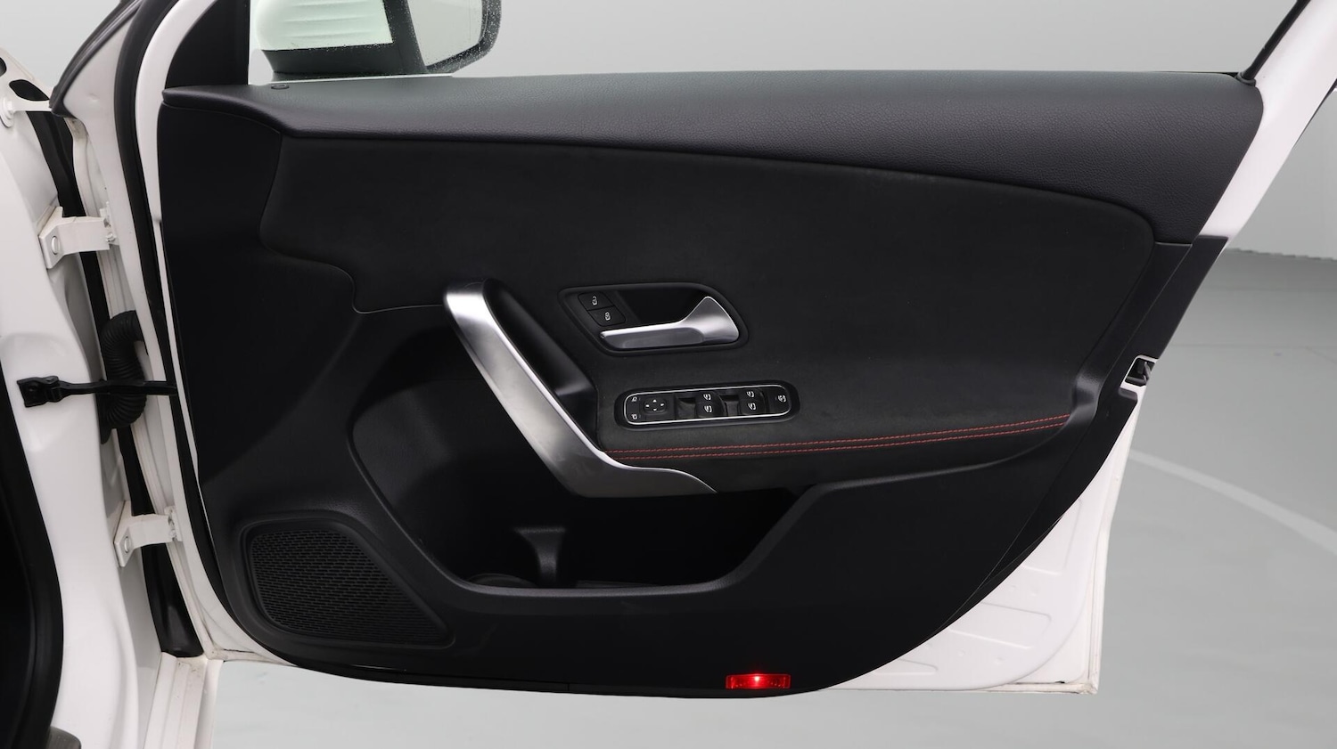 Used Mercedes-Benz A-Class 2018 for sale - 76370983: Photo 16