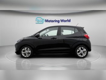 Used Hyundai i10 2023 for sale - 78503458: Photo