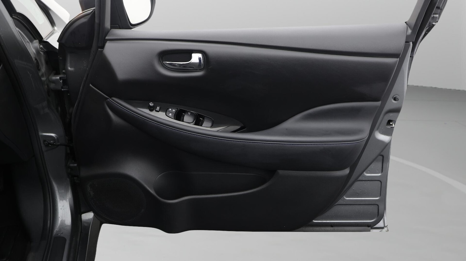 Used Nissan Leaf 2020 for sale - 76513400: Photo 16