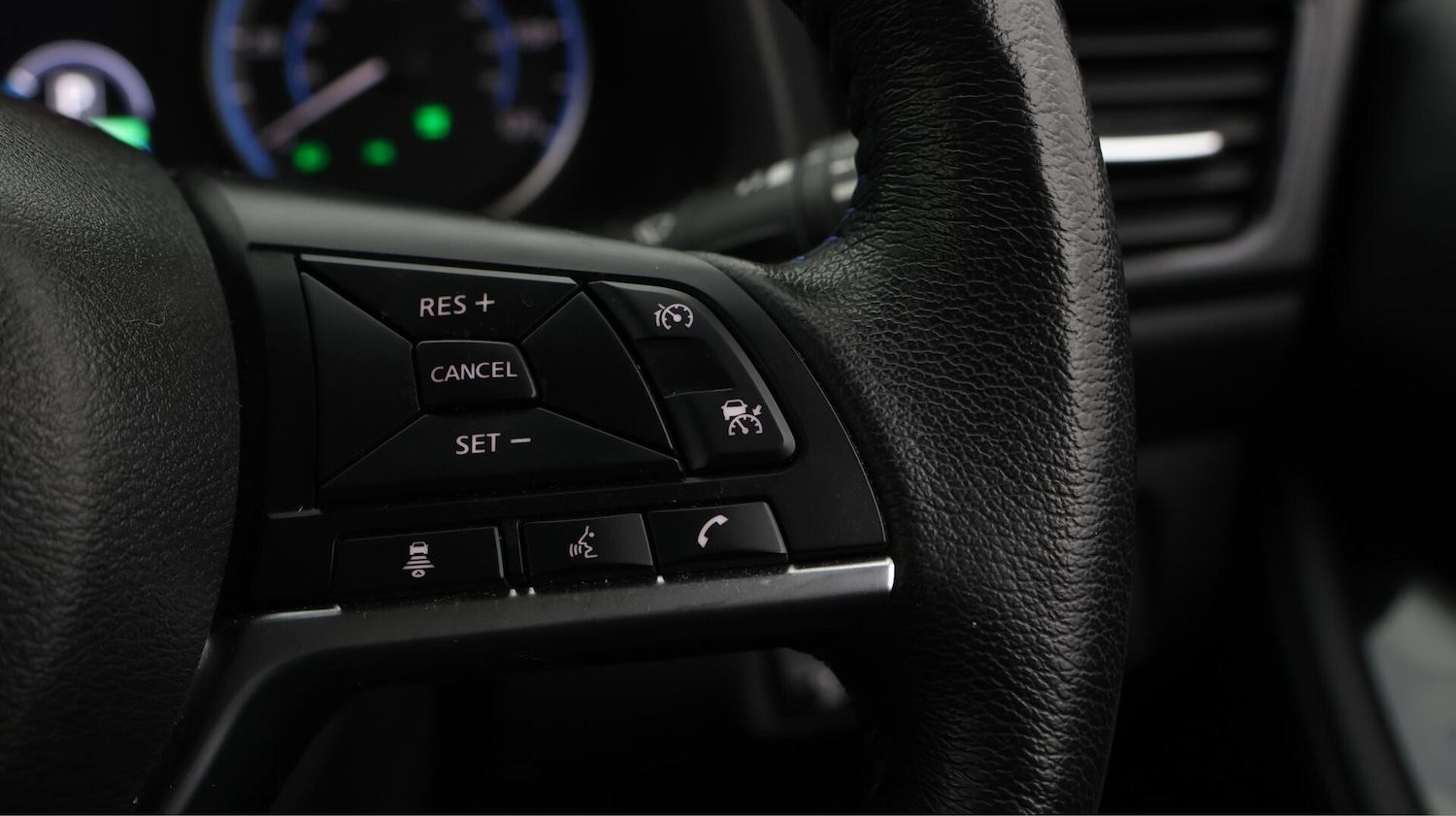 Used Nissan Leaf 2020 for sale - 76513400: Photo 24