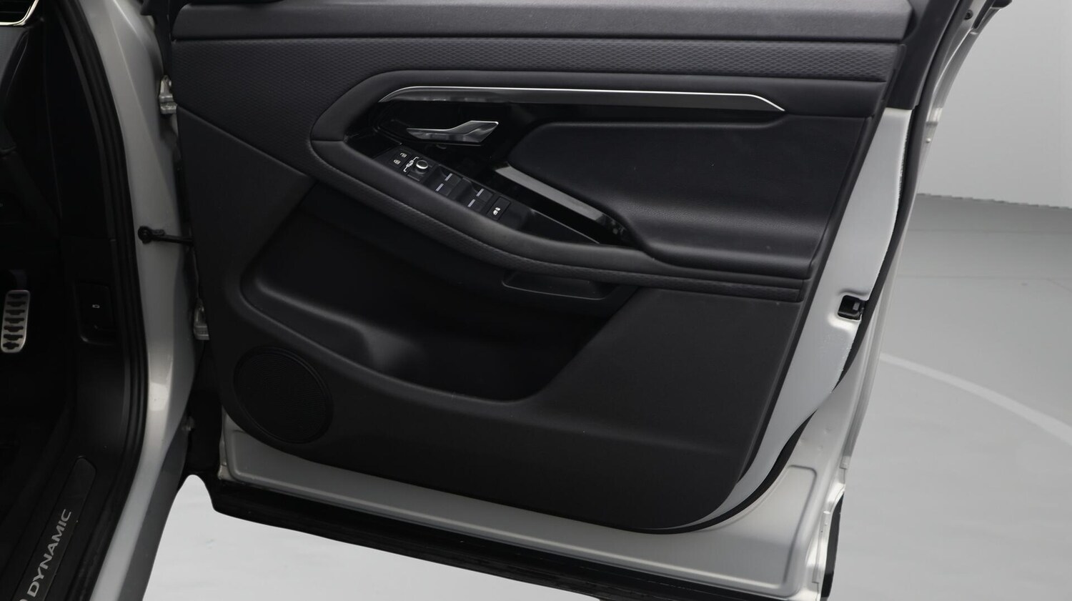 Used Land Rover Range Rover Evoque 2021 for sale - 76572427: Photo 16