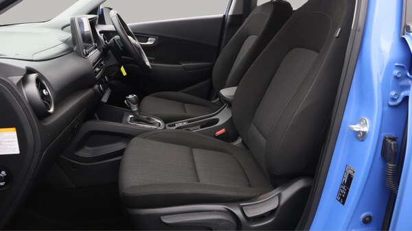 Used Hyundai KONA 2021 for sale - 76282710: Photo 15
