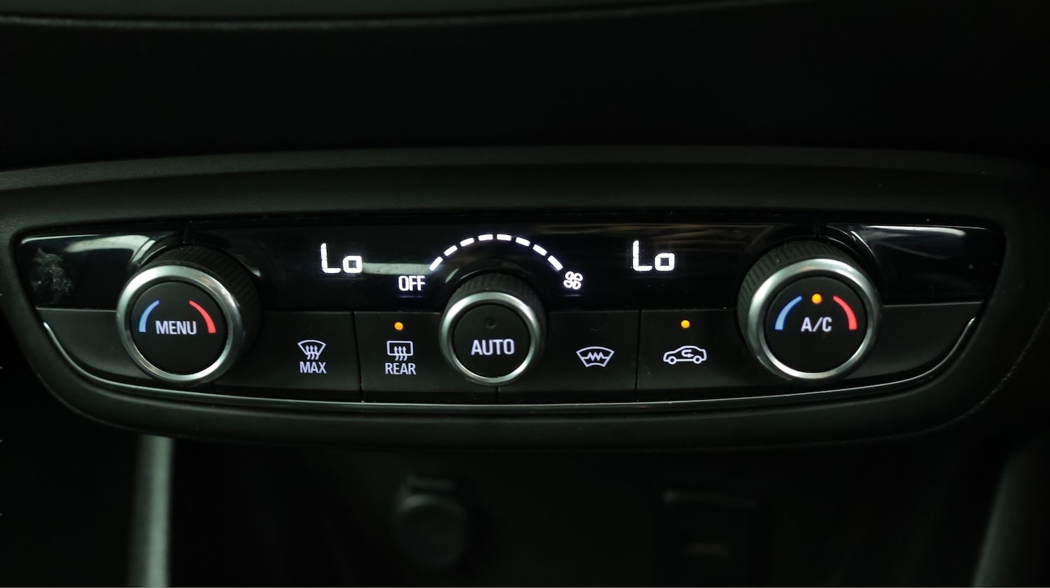 Used Vauxhall Crossland X 2019 for sale - 78018145: Photo 12