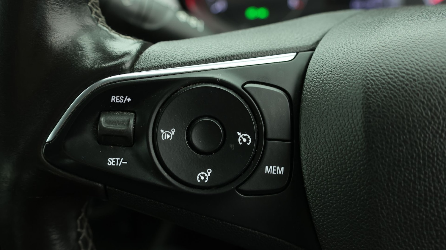 Used Vauxhall Crossland X 2019 for sale - 78018145: Photo 24