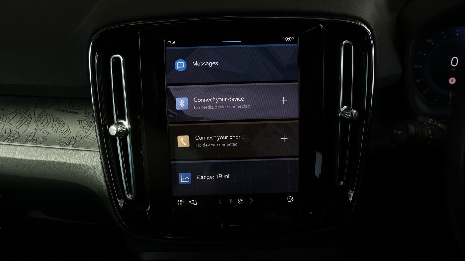 Used Volvo XC40 for sale - 77889305: Photo 11