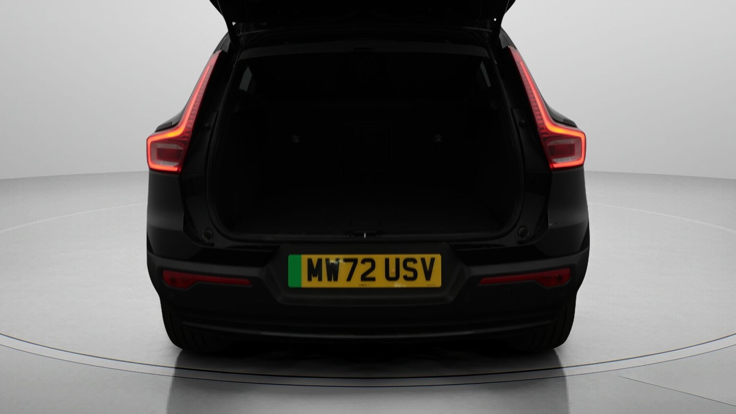 Used Volvo XC40 for sale - 77889305: Photo 17