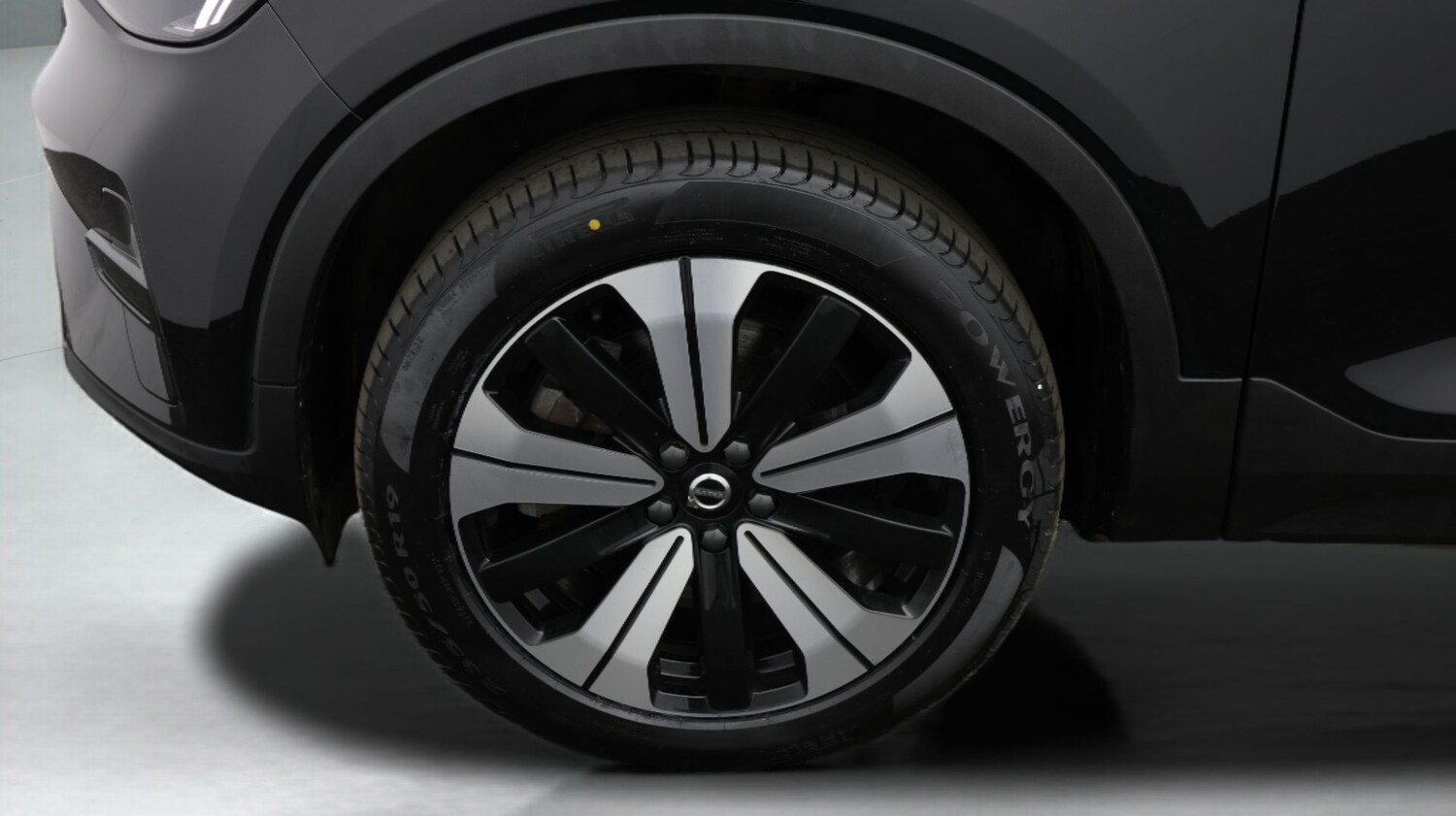 Used Volvo XC40 for sale - 77889305: Photo 18