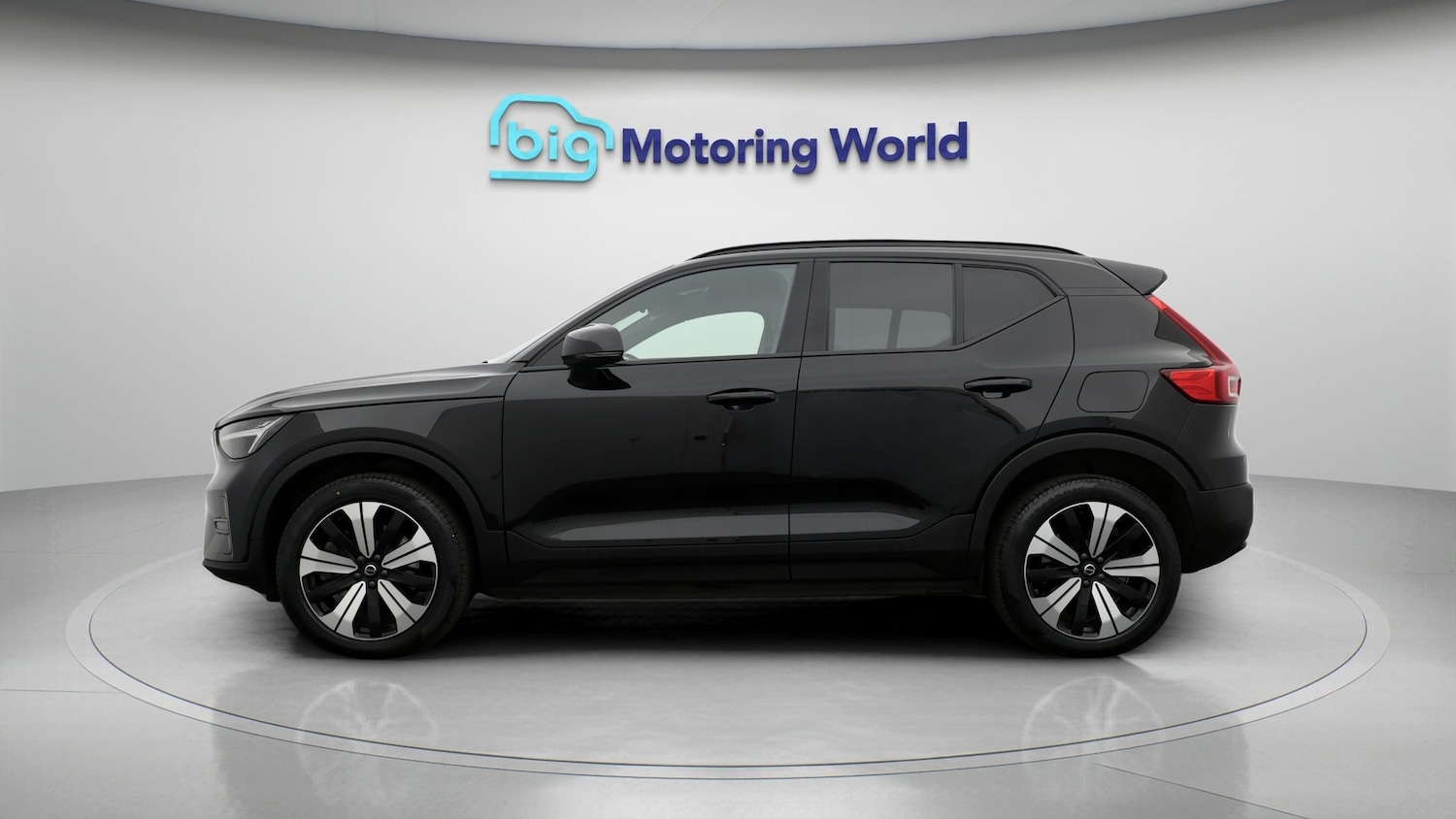 Used Volvo XC40 for sale - 77889305: Photo 4