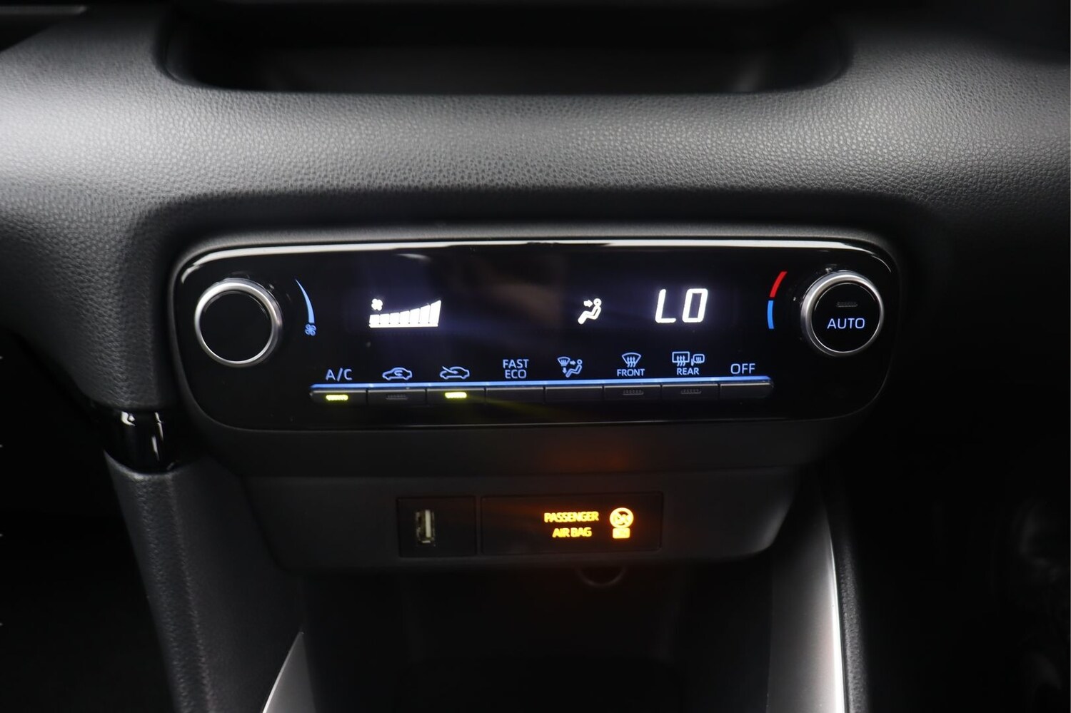 Used Toyota Yaris 2022 for sale - 77346147: Photo 12