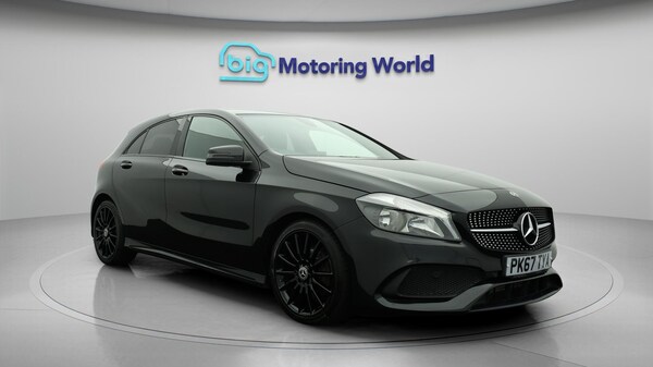 Used Mercedes-Benz A-Class 2017 for sale - 76306394: Photo 2
