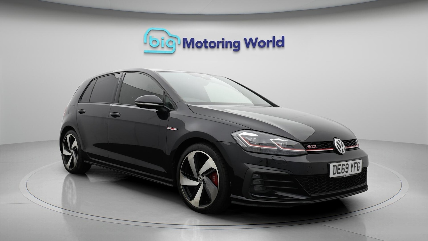Used Volkswagen Golf for sale - 76484919: Photo 2