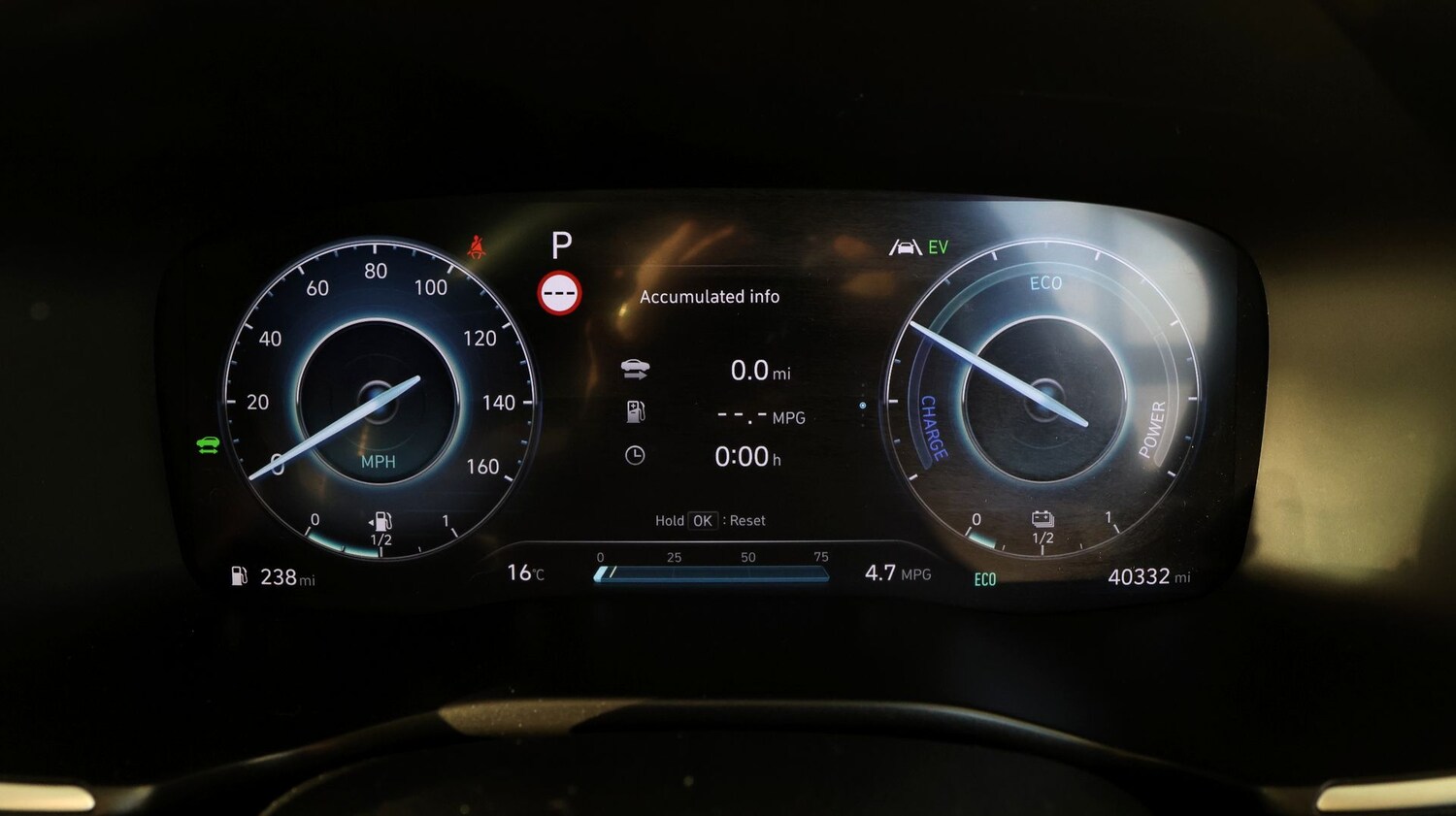 Used Hyundai Santa Fe for sale - 77181725: Photo 10