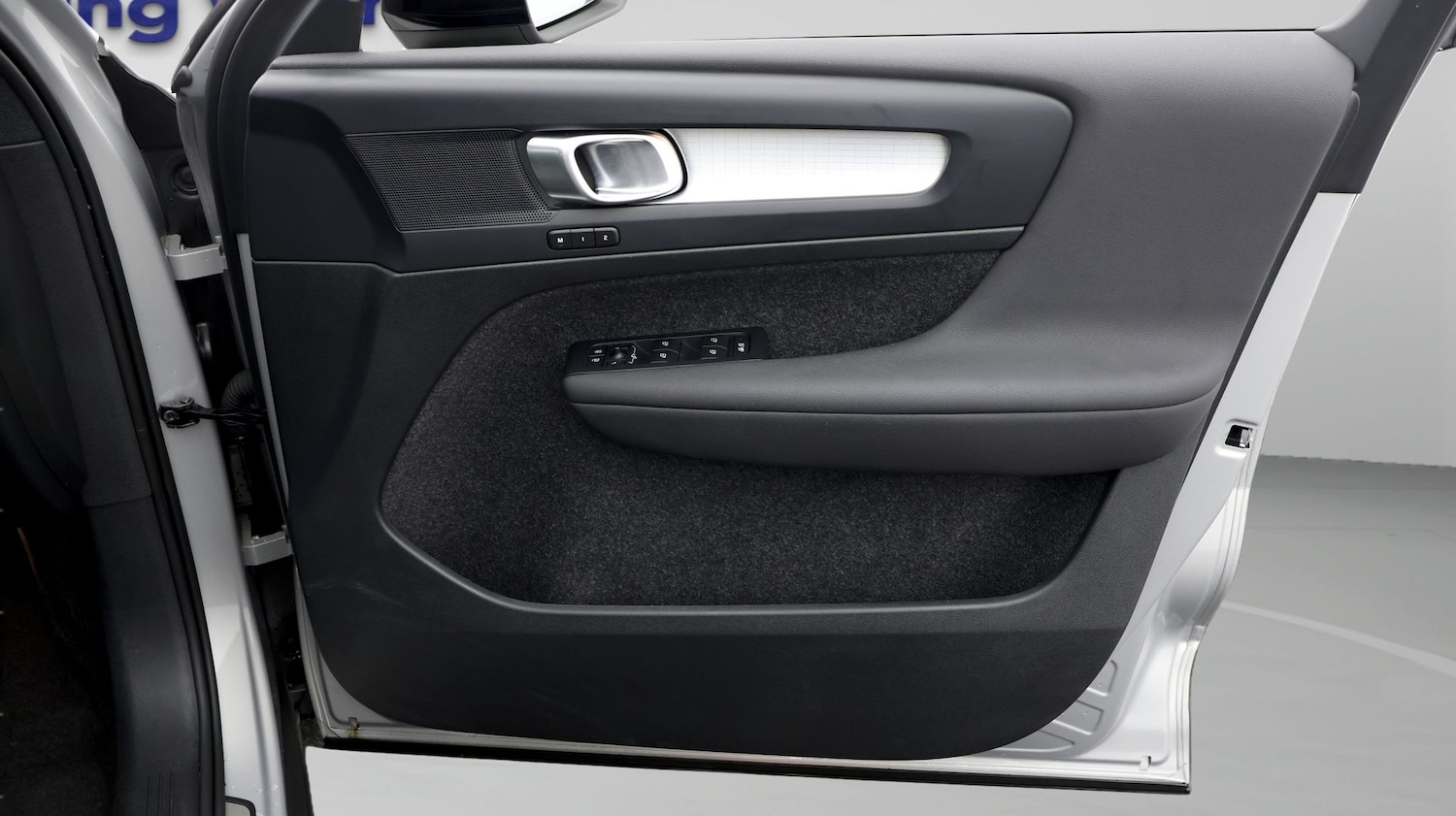 Used Volvo XC40 for sale - 77379028: Photo 15