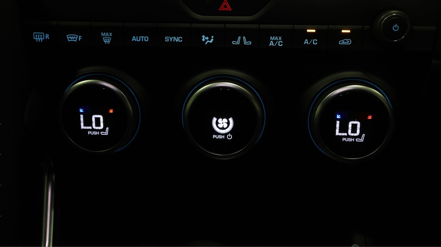 Used Jaguar E-Pace 2020 for sale - 77454637: Photo 12