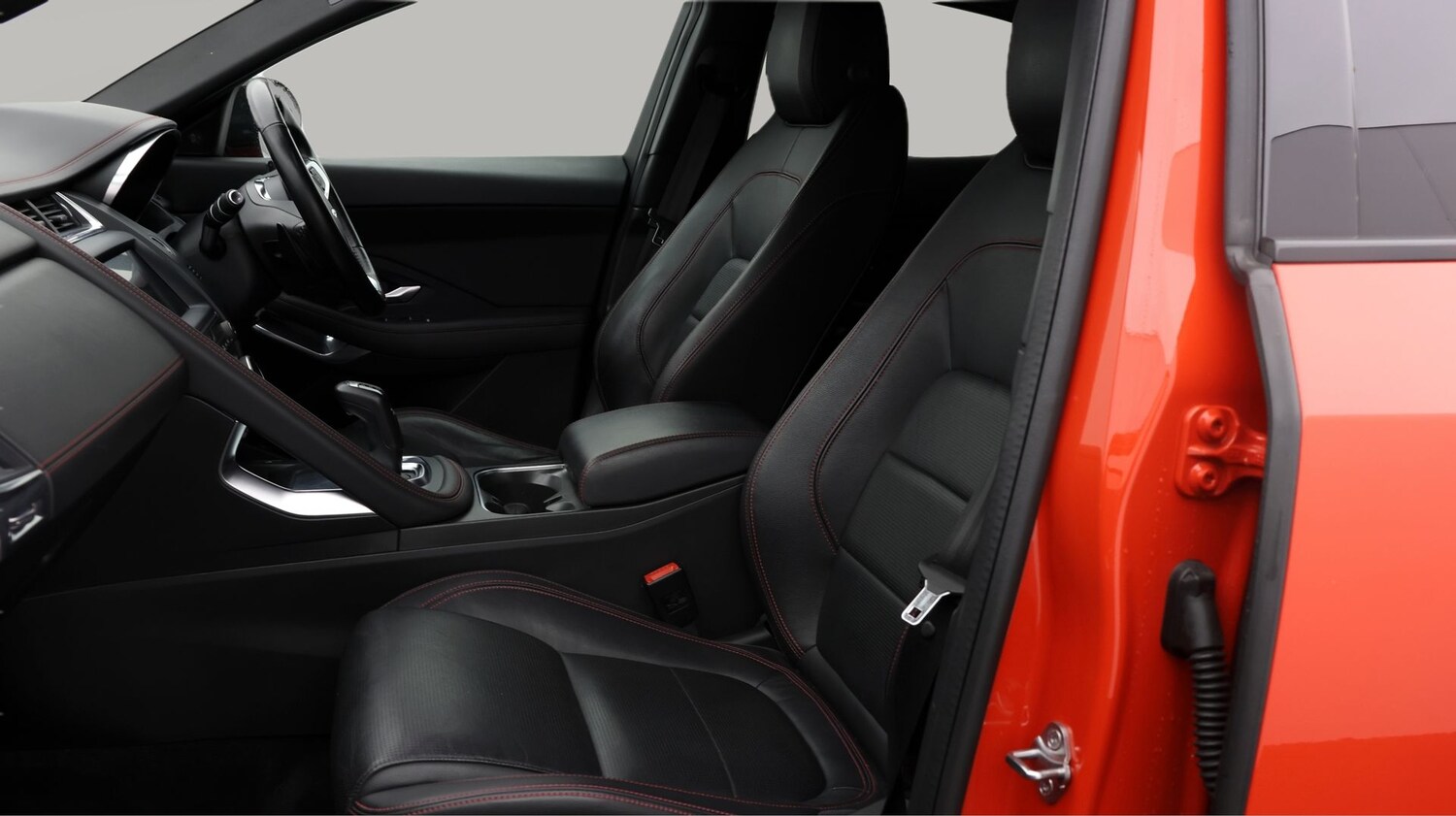 Used Jaguar E-Pace 2020 for sale - 77454637: Photo 14