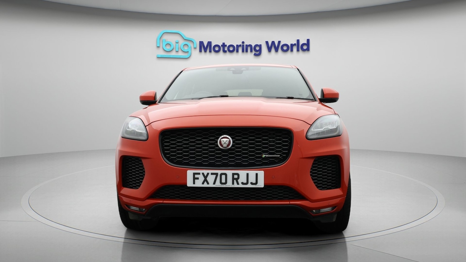 Used Jaguar E-Pace 2020 for sale - 77454637: Photo 2