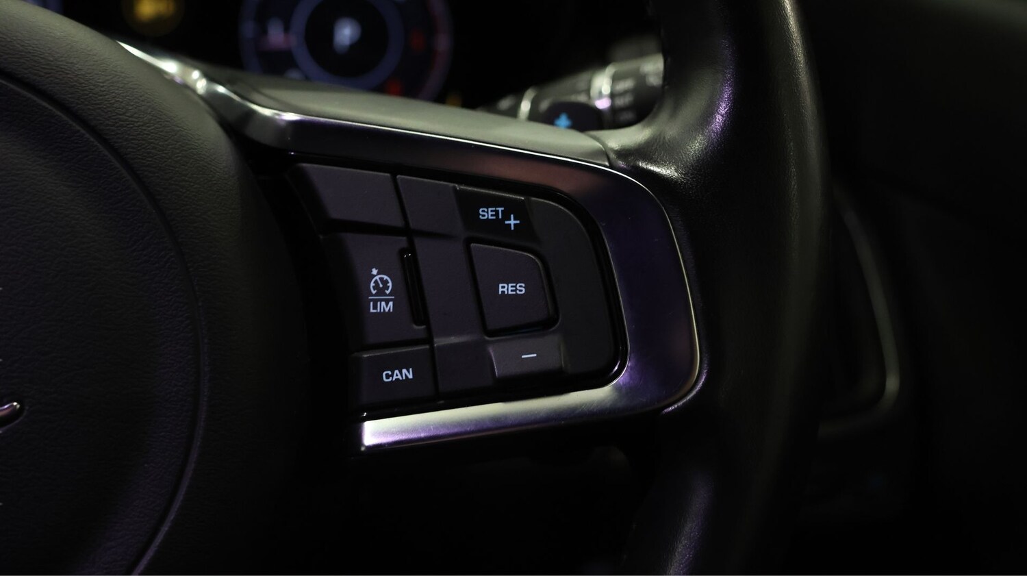 Used Jaguar E-Pace 2020 for sale - 77454637: Photo 21