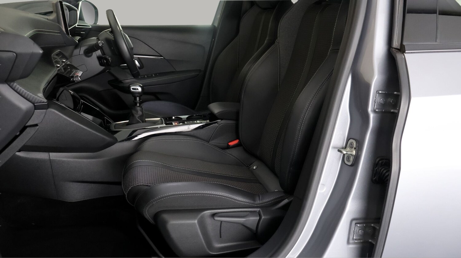 Used Peugeot 208 2021 for sale - 77438019: Photo 14