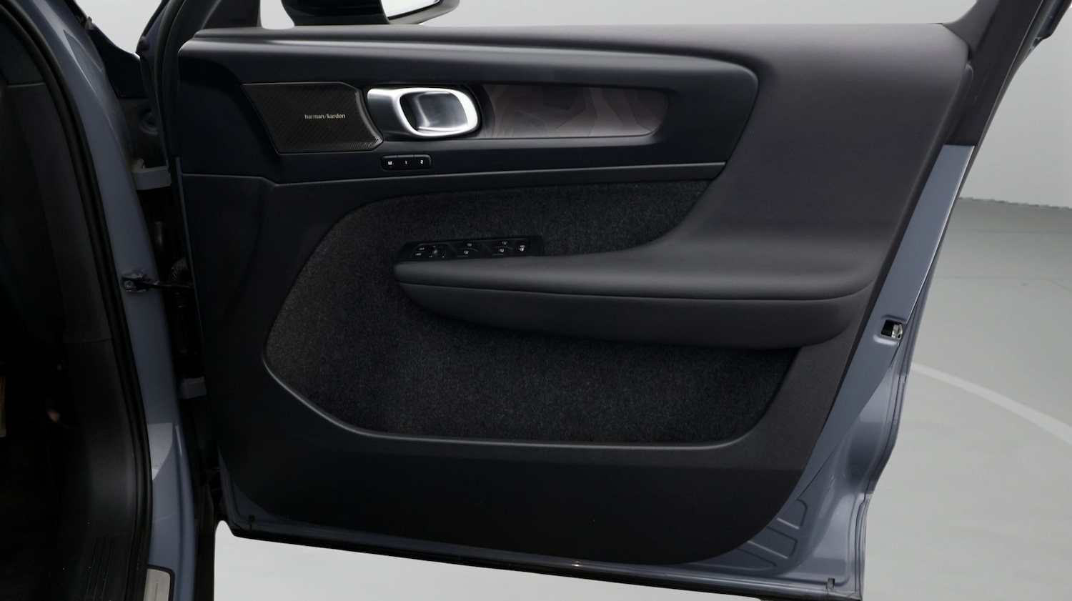 Used Volvo XC40 2022 for sale - 77182132: Photo 15